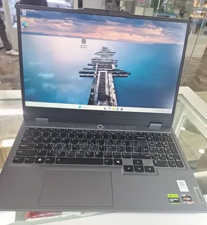 New Laptop Lenovo LOQ 15AHP10 16GB AMD Ryzen 5 SSD 512GB