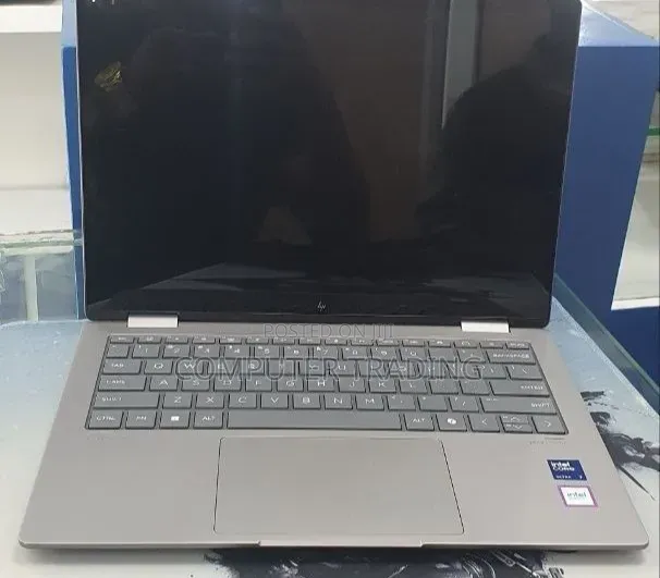New Laptop HP Envy X2 32GB Intel Core Ultra 7 SSD 1T