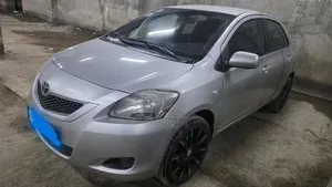 Toyota Yaris 2009 Silver