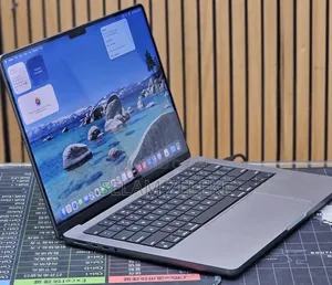 New Laptop Apple MacBook Pro 2021 M1 16GB Apple M1 Pro SSD 512GB