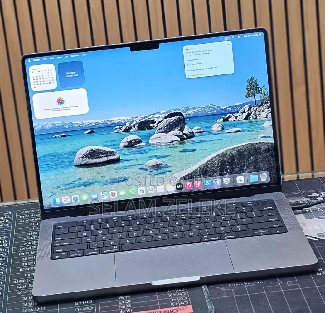 New Laptop Apple MacBook Pro 2021 M1 16GB Apple M1 Pro SSD 512GB