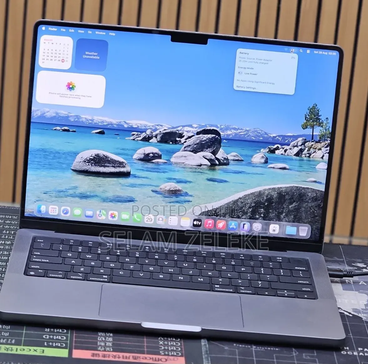 New Laptop Apple MacBook Pro 2021 M1 16GB Apple M1 Pro SSD 512GB