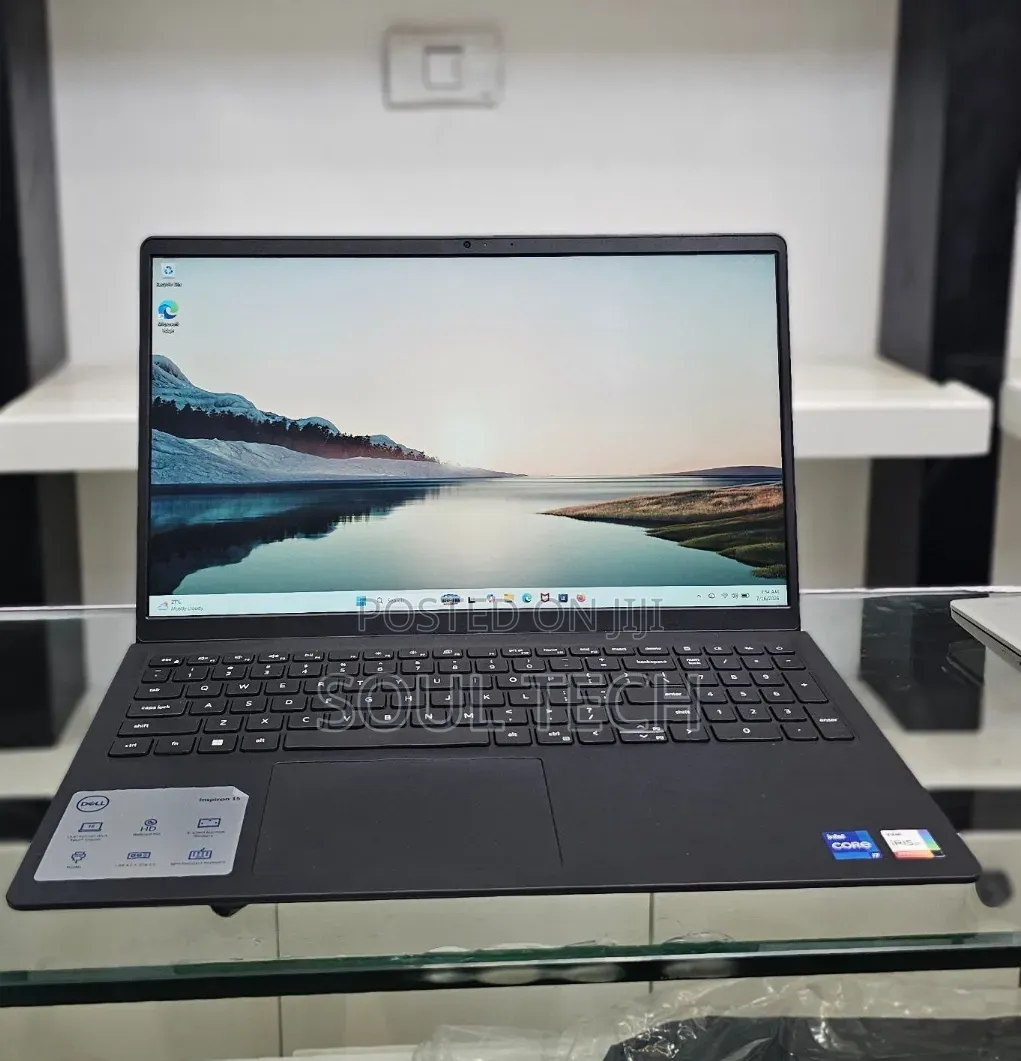 New Laptop Dell Inspiron 15 16GB Intel Core i7 SSD 512GB