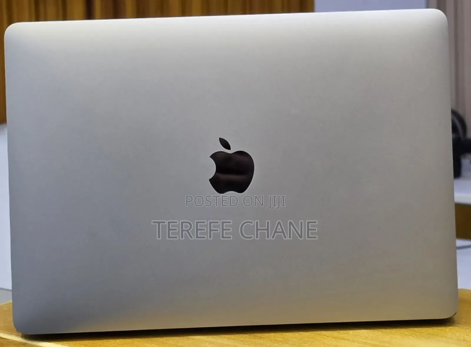 New Laptop Apple MacBook Air 2020 M1 16GB Apple M1 SSD 512GB