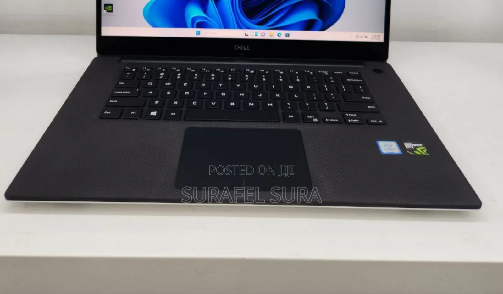 New Laptop Dell XPS 13 16GB Intel Core i7 SSD 512GB
