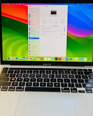 New Laptop Apple MacBook Pro 2021 M1 16GB Apple M1 Pro SSD 256GB