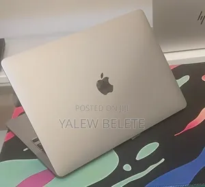 New Laptop Apple MacBook Pro 2020 M1 8GB Apple M1 Pro SSD 256GB