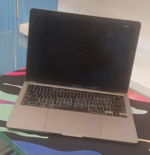 New Laptop Apple MacBook Pro 2020 M1 8GB Apple M1 Pro SSD 256GB