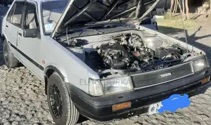Toyota Corolla 1985 Silver