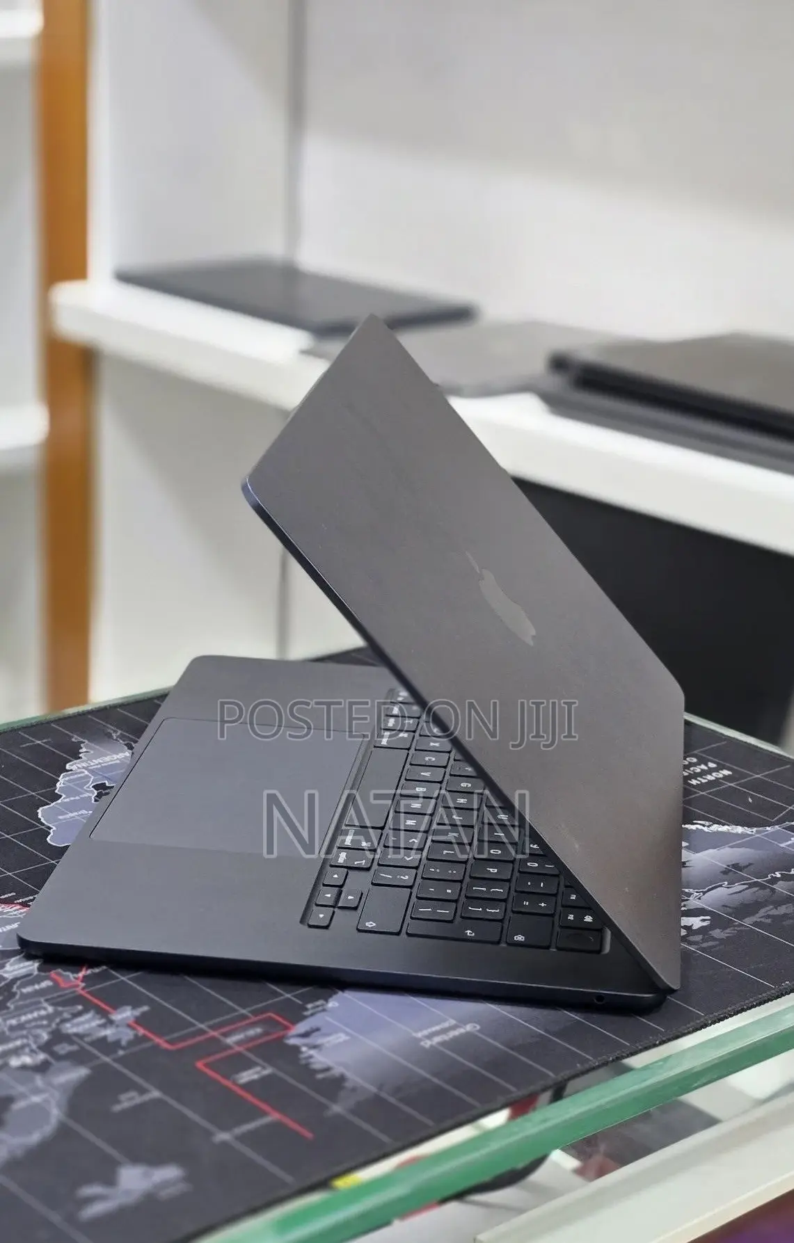 New Laptop Apple MacBook Air 2025 M4 16GB Apple M4 SSD 256GB