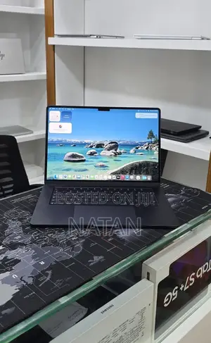 New Laptop Apple MacBook Air 2025 M4 16GB Apple M4 SSD 256GB