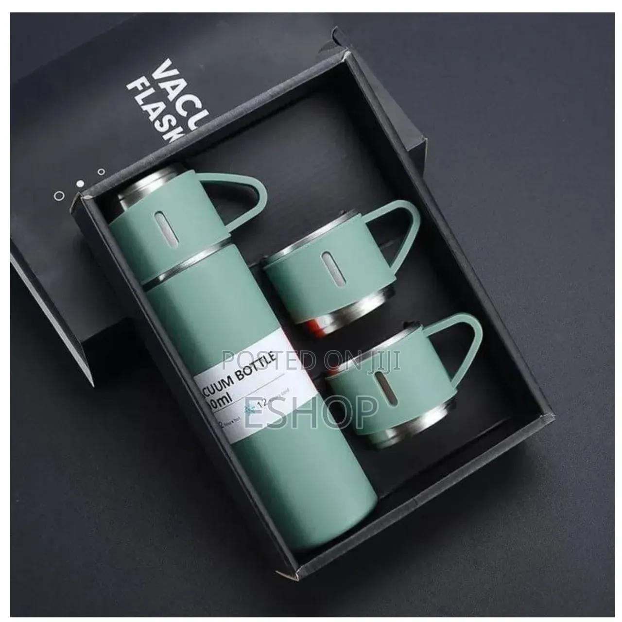 Vacuum Flask Set Features a Professional Matte Finish and Sturdy