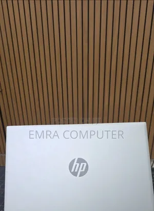 New Laptop HP 8GB Intel Core i5 SSD 512GB