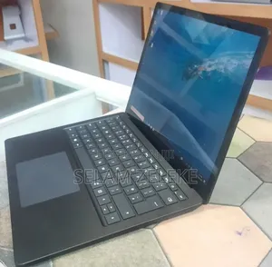 New Laptop Microsoft Surface 16GB Intel Core i7 SSD 512GB