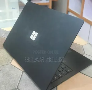 New Laptop Microsoft Surface 16GB Intel Core i7 SSD 512GB