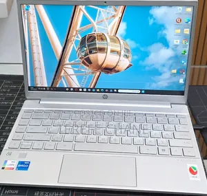 New Laptop HP Pavilion 13 8GB Intel Core i5 SSD 512GB