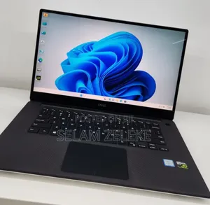New Laptop Dell XPS 15 16GB Intel Core i7 SSD 512GB