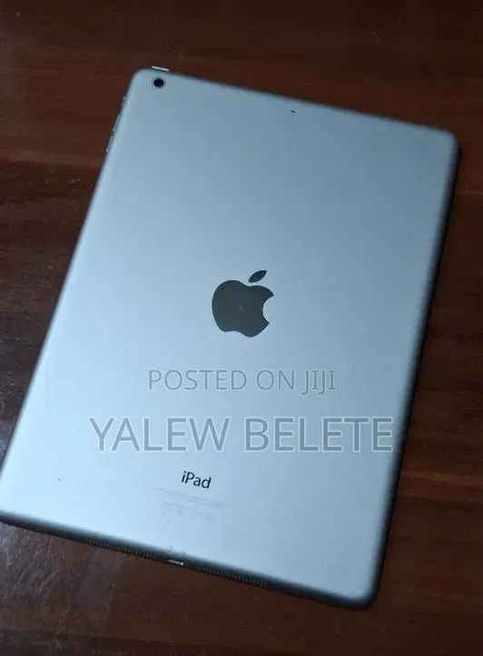 New Apple iPad Air 64 GB Silver