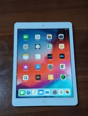 New Apple iPad Air 64 GB Silver