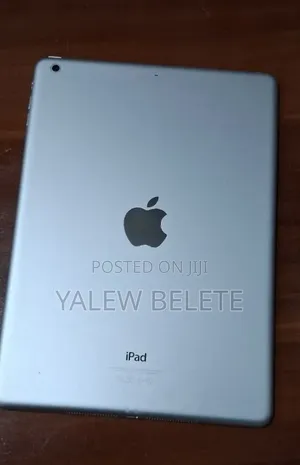 New Apple iPad Air 64 GB Silver