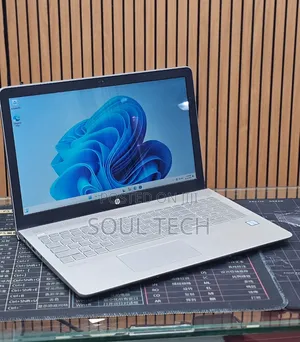 New Laptop HP Pavilion 15 8GB Intel Core i5 SSD 1T