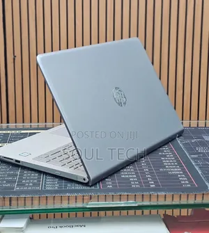 New Laptop HP Pavilion 15 8GB Intel Core i5 SSD 1T