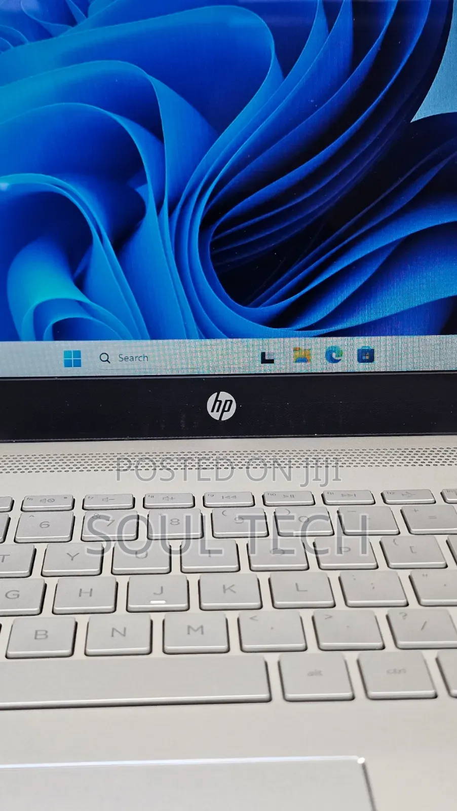 New Laptop HP Pavilion 15 8GB Intel Core i5 SSD 1T