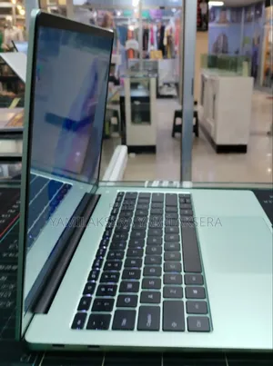 New Laptop 16GB Intel Core i5 SSD 512GB