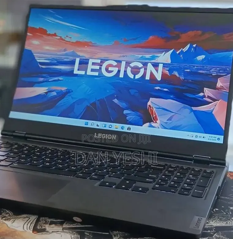 New Laptop Lenovo 16GB Intel Core i7 SSD 512GB