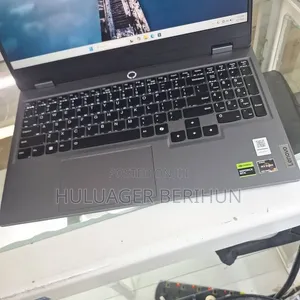 New Laptop Lenovo LOQ 15AHP10 16GB AMD Ryzen 7 SSD 512GB
