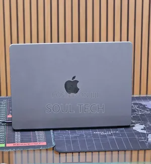 New Laptop Apple MacBook Pro 2021 M1 16GB Apple M1 Pro SSD 512GB