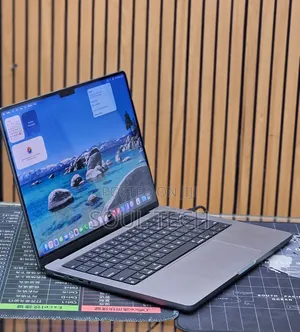 New Laptop Apple MacBook Pro 2021 M1 16GB Apple M1 Pro SSD 512GB