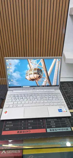 New Laptop HP Pavilion 13 8GB Intel Core i5 SSD 512GB