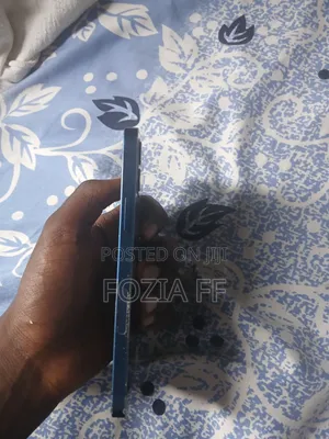 Apple iPhone 12 64 GB Blue