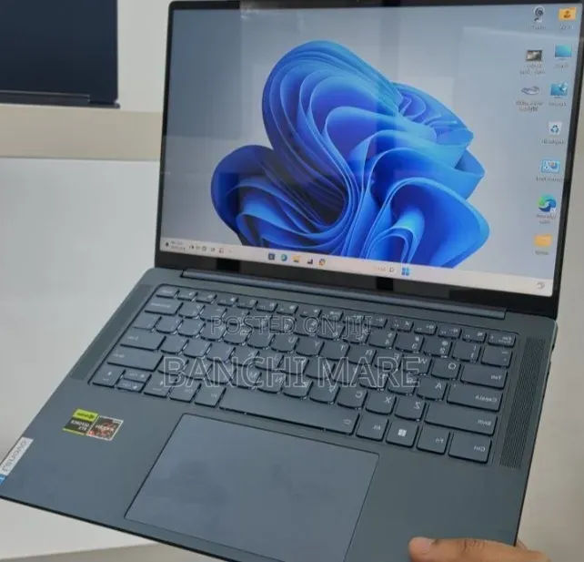 New Laptop Lenovo Yoga 7i 16GB AMD Ryzen 7 SSD 512GB