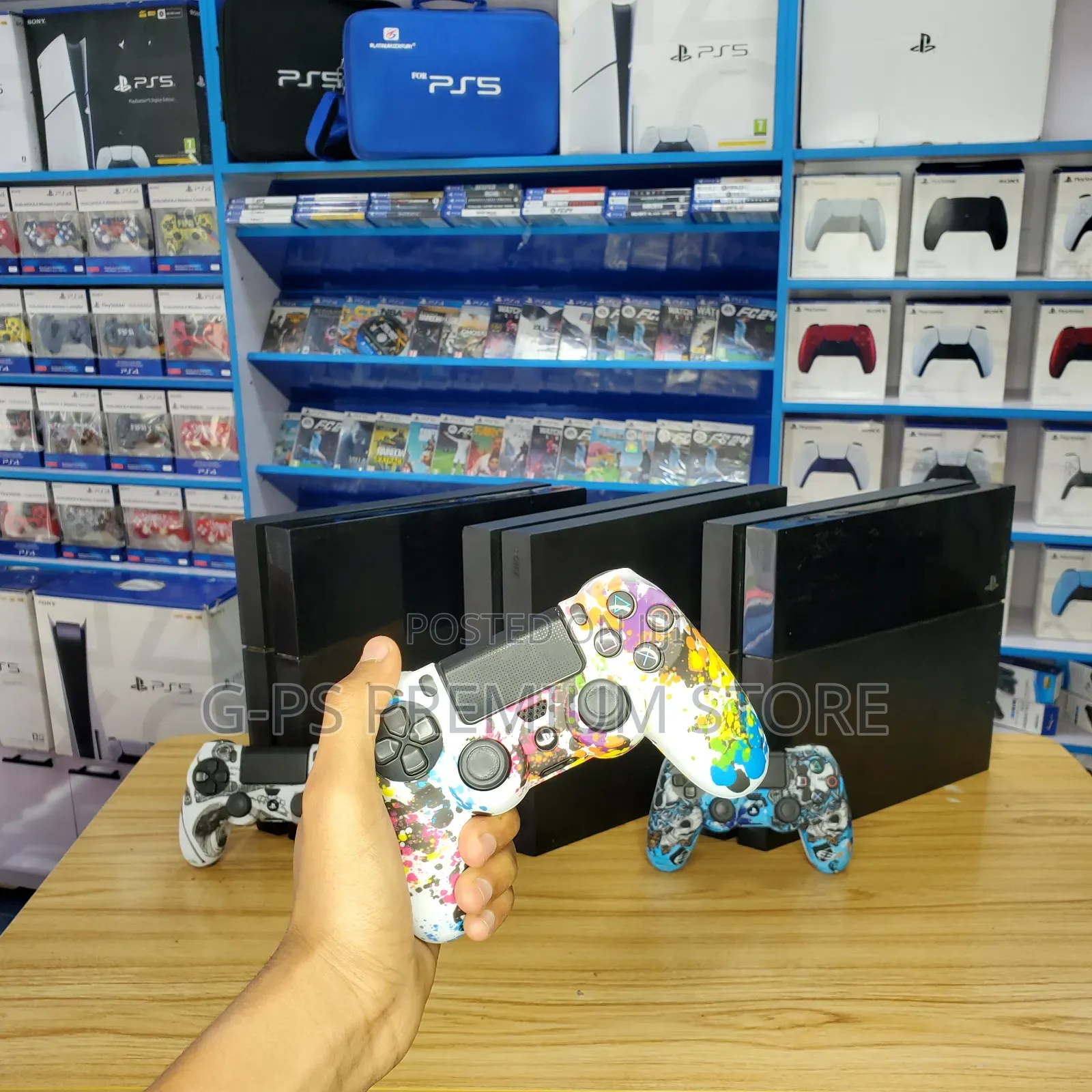ልዩ የአዲስ አመት ቅናሽ | PlayStation 4 Fat + 1 Original Joystick
‎