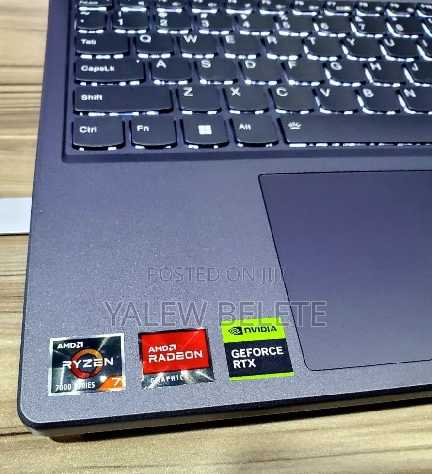 New Laptop Lenovo Legion 5 16GB AMD Ryzen 7 SSD 512GB
