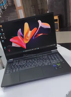 New Laptop HP Victus 16 16GB Intel Core i7 SSD 1T