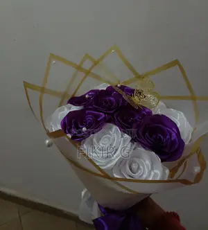 Ribbon/Artificial Flower Bouquet