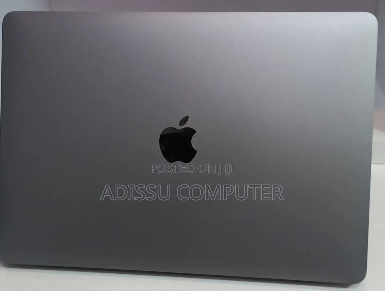 New Laptop Apple MacBook Air 2020 M1 8GB Apple M1 Pro SSD 256GB