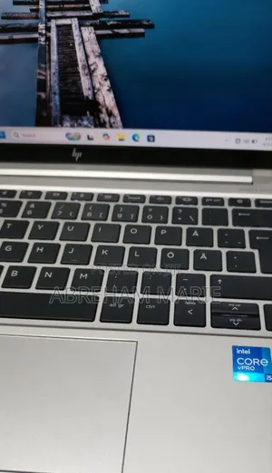 New Laptop HP EliteBook 830 G8 16GB Intel Core i5 SSD 512GB