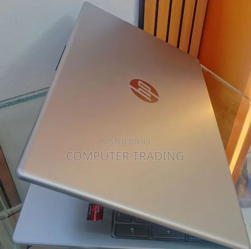 New Laptop HP Stream Notebook 8GB AMD Ryzen 5 SSD 512GB