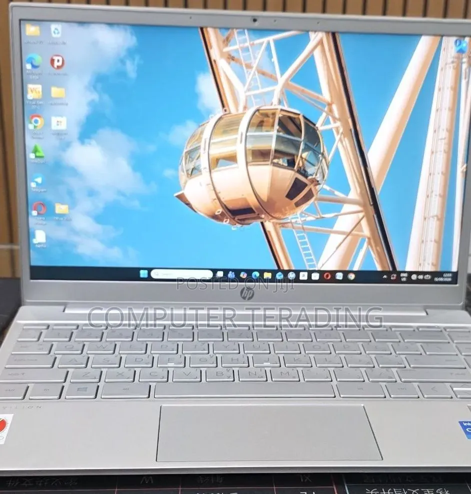 New Laptop HP Pavilion 15 8GB Intel Core i7 SSD 512GB