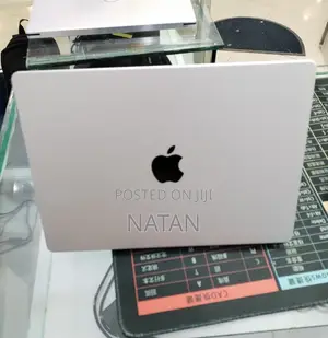 New Laptop Apple MacBook Pro 2025 M5 16GB Apple M5 SSD 512GB