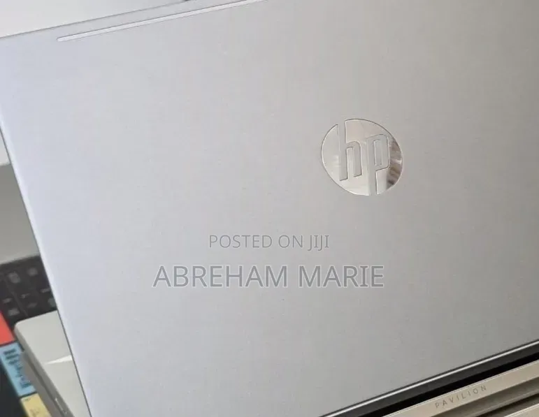 New Laptop HP Pavilion 15 8GB Intel Core i5 SSD 512GB