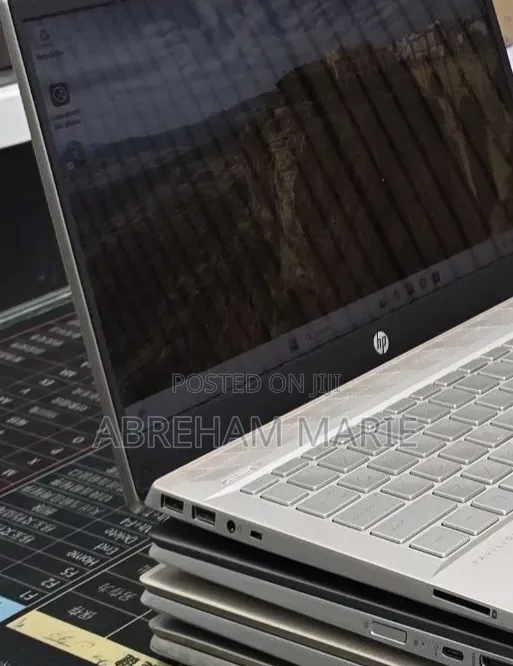 New Laptop HP Pavilion 15 8GB Intel Core i5 SSD 512GB