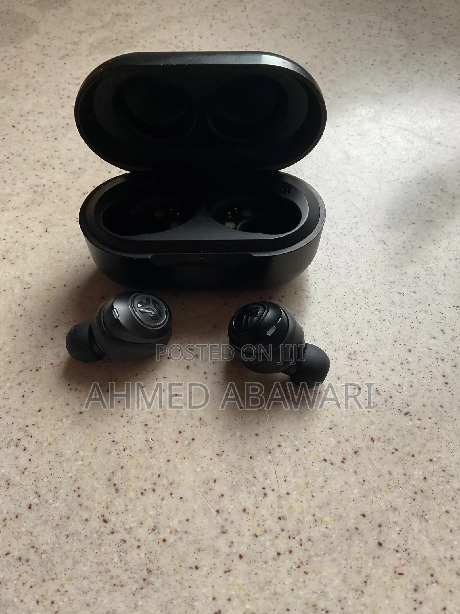 Jlabs Jbuds Air