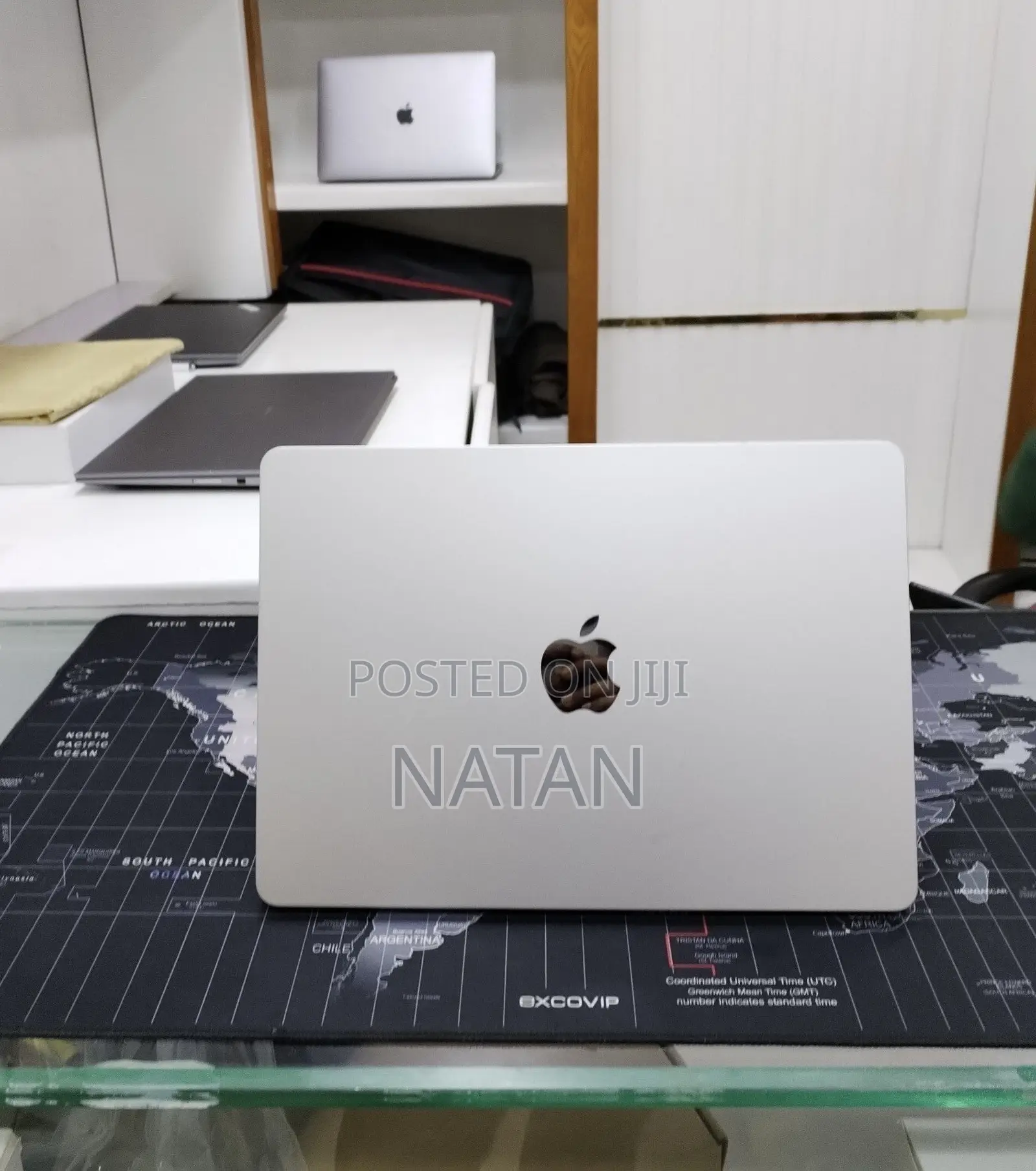 New Laptop Apple MacBook Air 2022 M2 8GB Apple M2 SSD 256GB