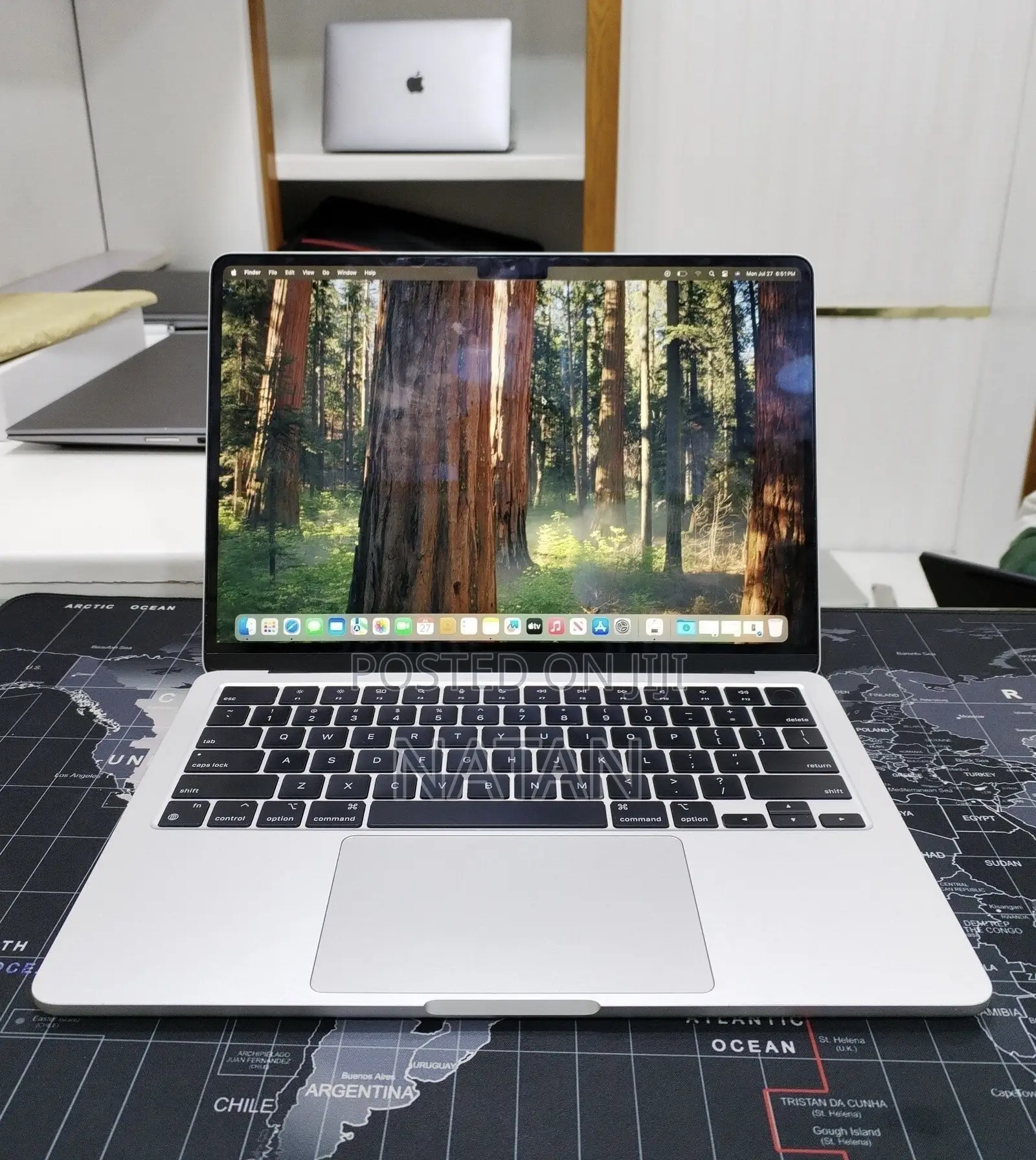 New Laptop Apple MacBook Air 2022 M2 8GB Apple M2 SSD 256GB