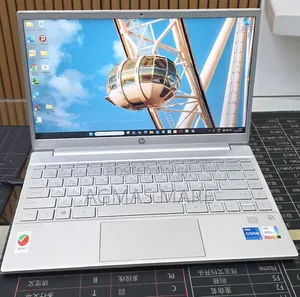 New Laptop HP Pavilion 13 8GB Intel Core i5 SSD 512GB